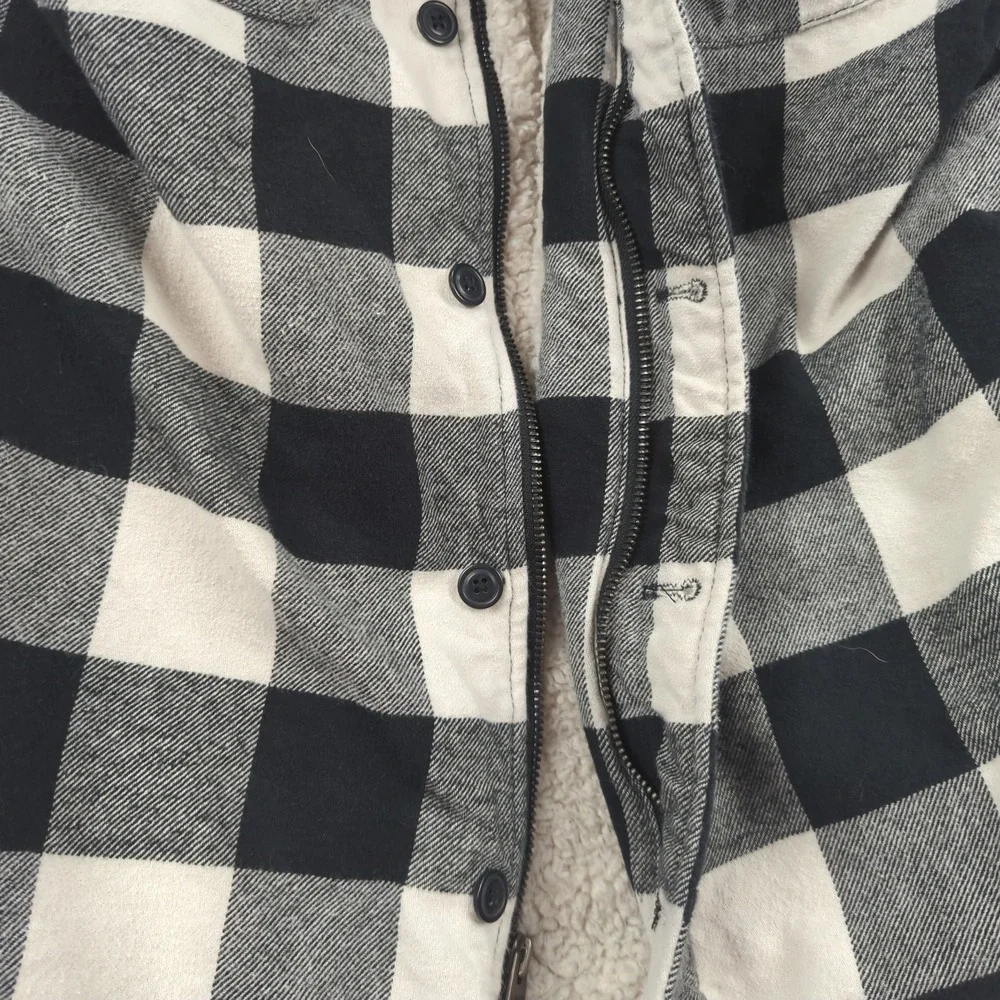 Levis will ship